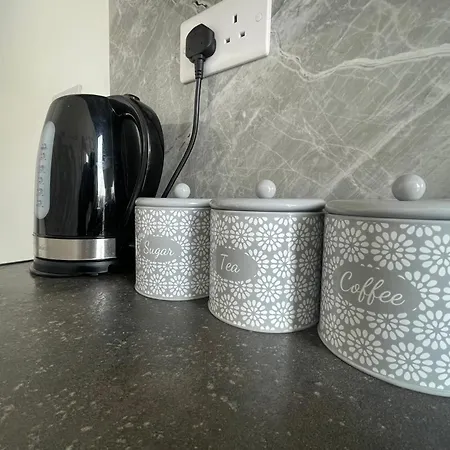 Hébergement de vacances Entire Place In Leeds Sleeps 6 *