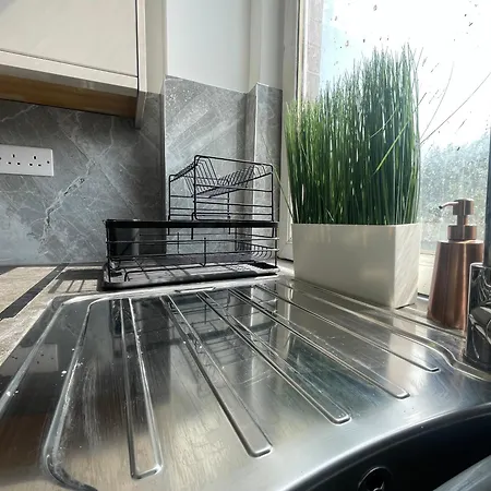 Semesterbostad Entire Place In Leeds Sleeps 6 *