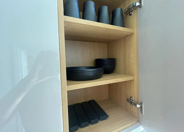 Entire Place In Leeds Sleeps 6 Hébergement de vacances *