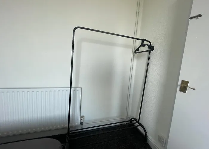 Entire Place In Leeds Sleeps 6 Hébergement de vacances